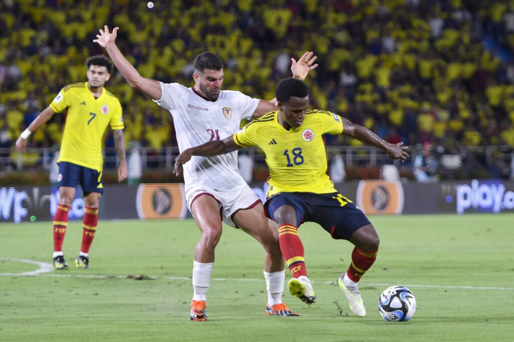 Colombia-x-Venezuela-em-partida-valida-pelas-eliminatorias-para-a-Copa-do-Mundo-2026-1024x682 Distribuição das vagas para a Copa do Mundo 2026 por continente