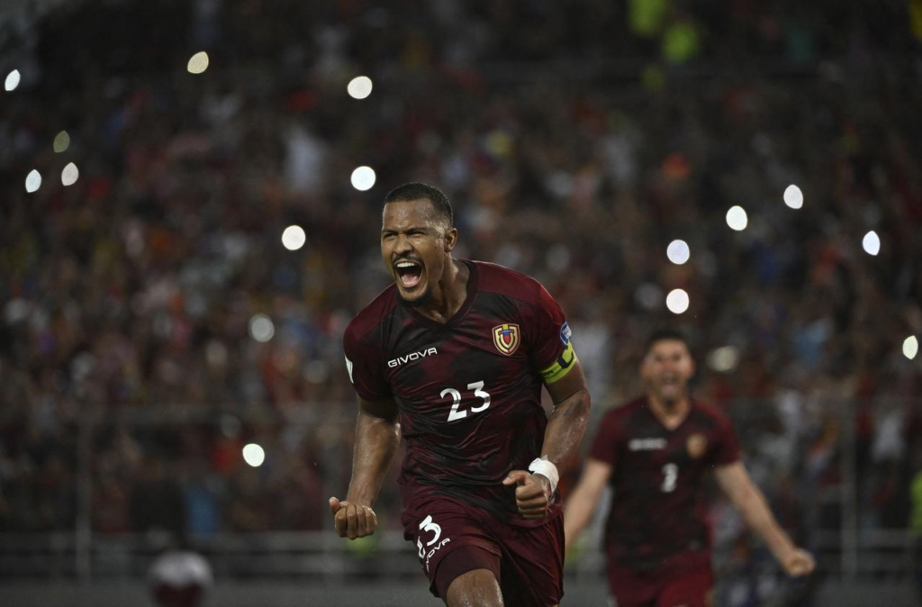 Venezuela-vence-Paraguai-Rondon-comemorando-gol-eliminatorias-2026-1024x674 Previsões para a Copa do Mundo 2026: Possíveis surpresas