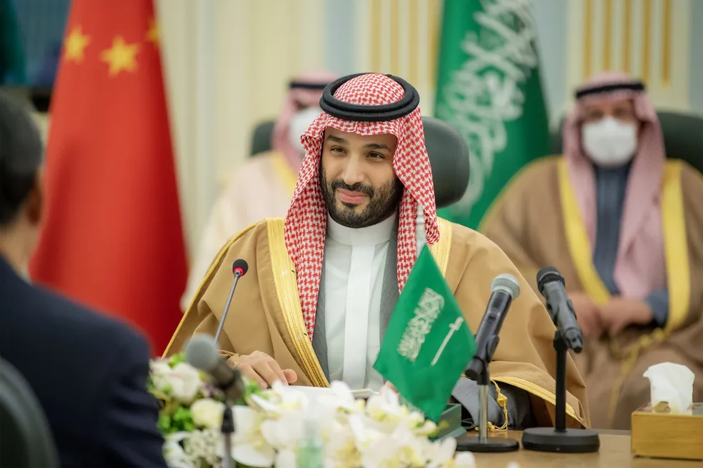 Príncipe Mohamed bin Salman durante reunião oficial em Riad.