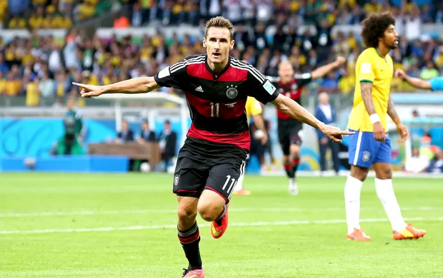 Miroslav Klose comemora 16º gol recordista Copa do Mundo 2014 semifinal 7x1 Brasil Alemanha
