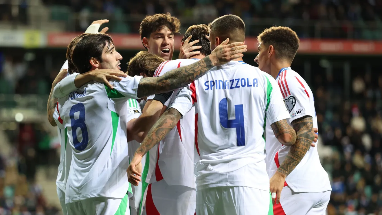 Itália vence Estônia nas Eliminatórias e ainda sonha com vaga direta pra Copa