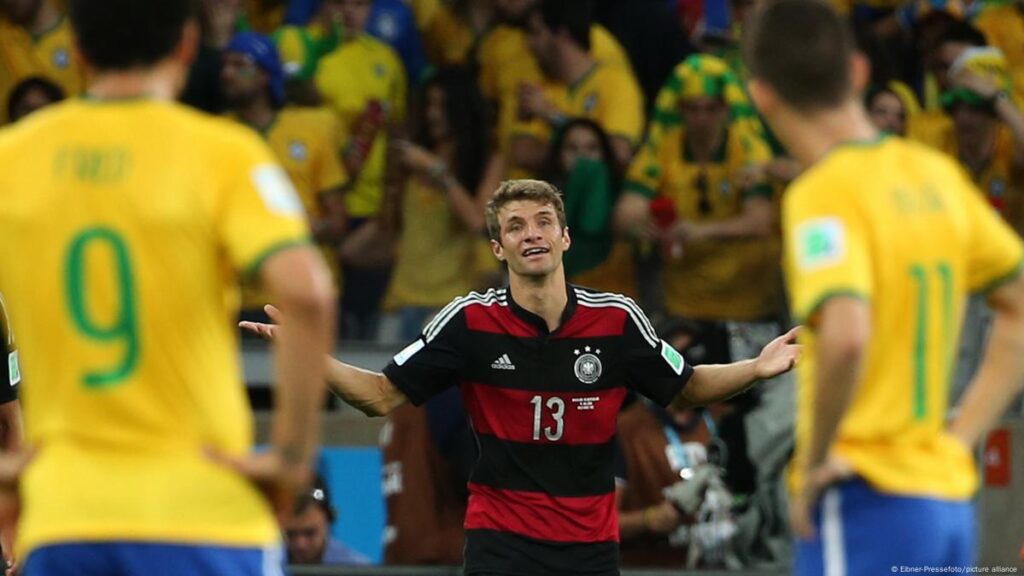 Thomas Müller comemora gol Alemanha 7x1 Brasil Copa 2014; Semifinal histórica Mineirão